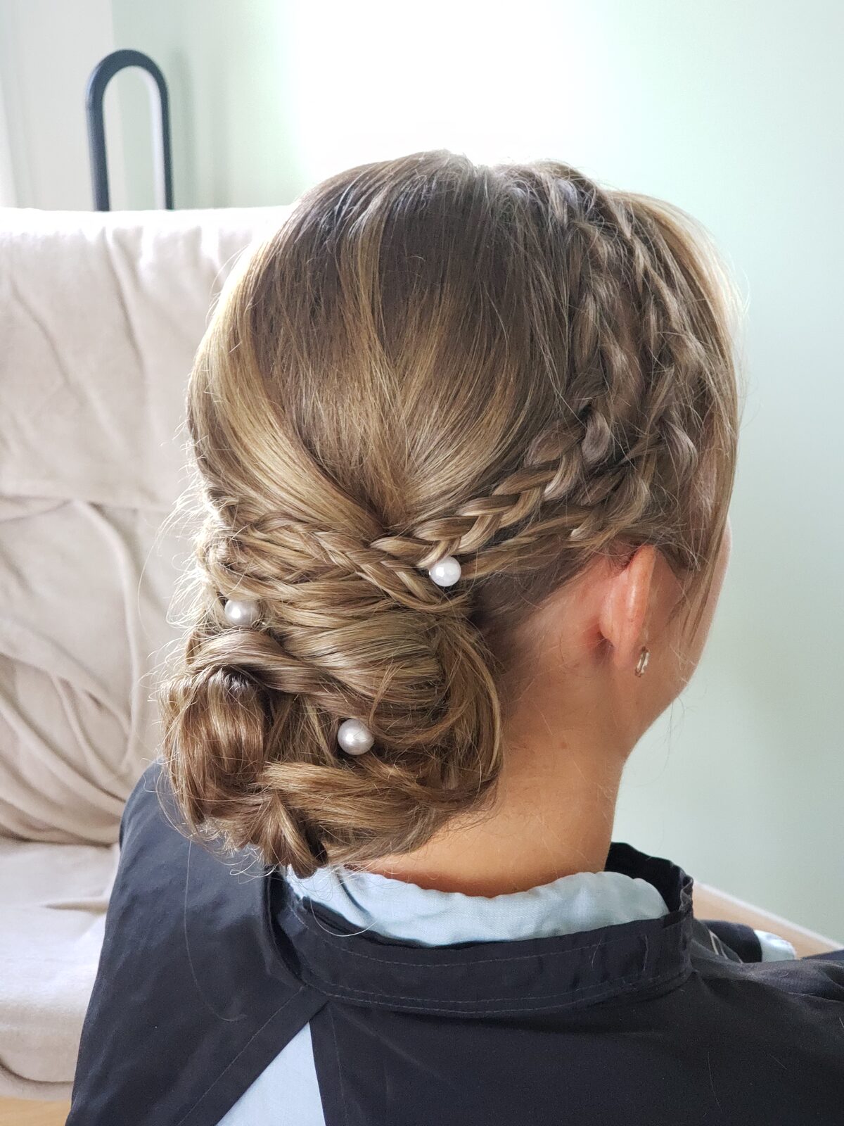 Coiffure mariage & cérémonie n°2 — réalisation de Coralie, salon Entre Vous et Moi à Plancoët